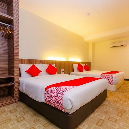Oyo 1201 Wf Hotel Johor Bahru Exterior photo