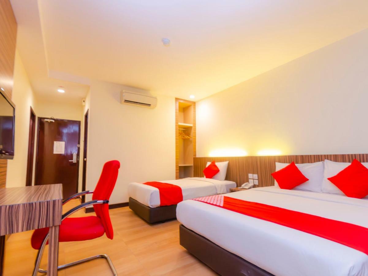 Oyo 1201 Wf Hotel Johor Bahru Exterior photo