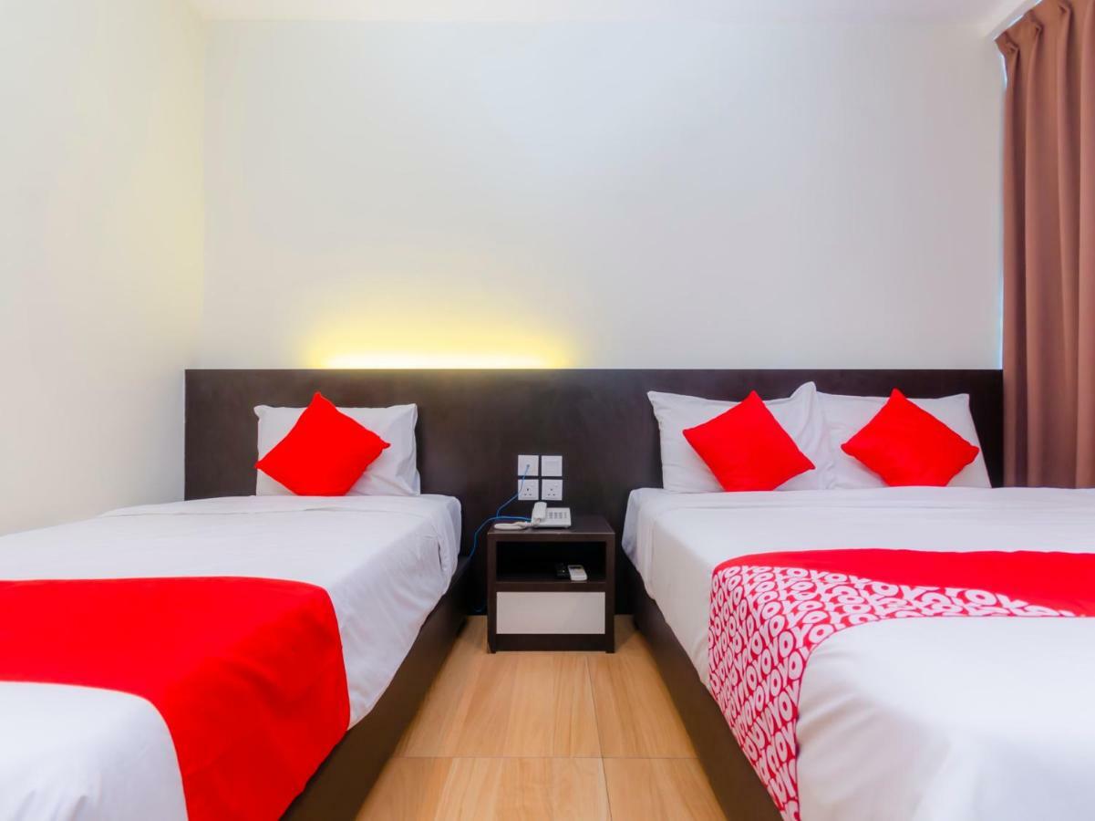 Oyo 1201 Wf Hotel Johor Bahru Exterior photo